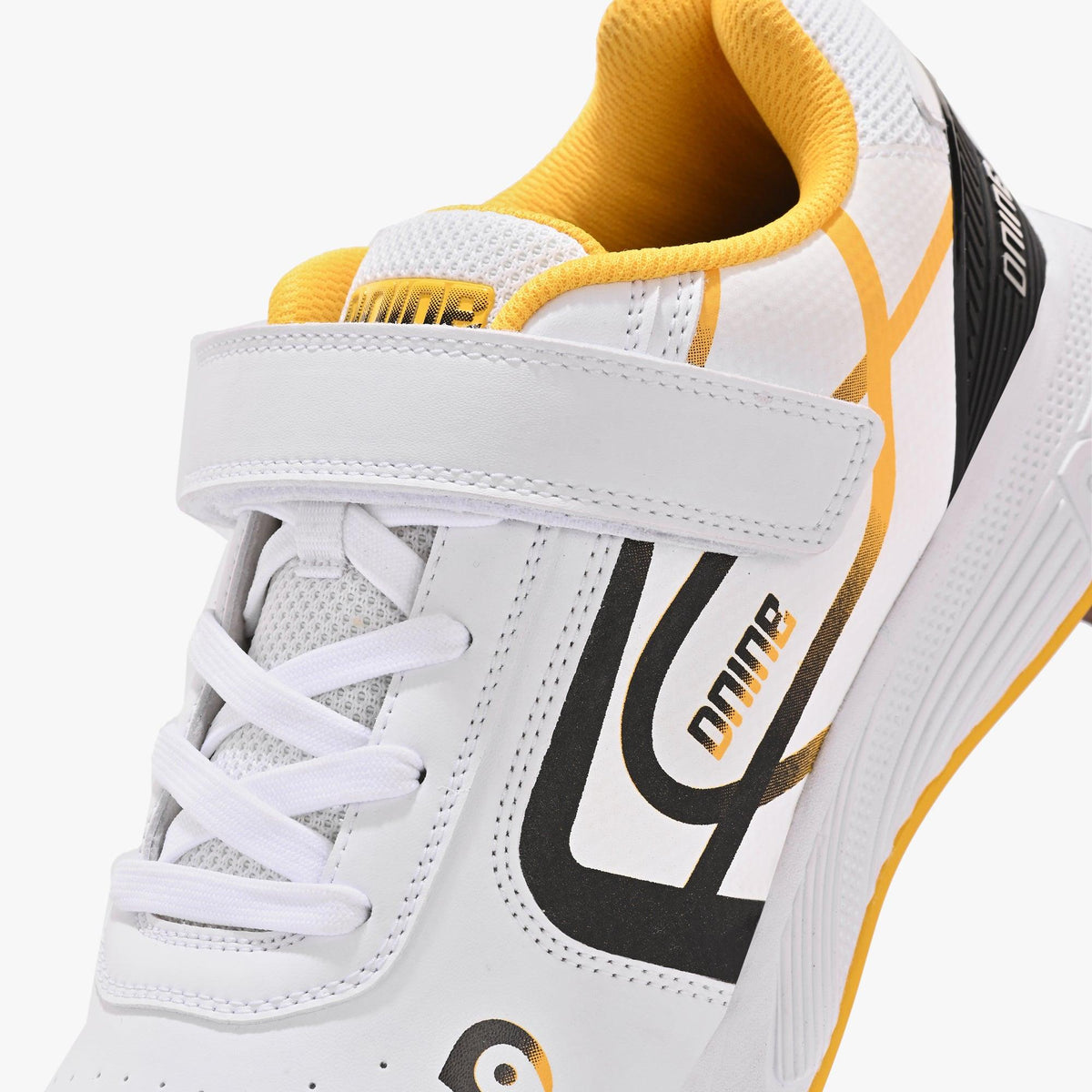 Kings-2 Bowling Spikes Cricket Shoes