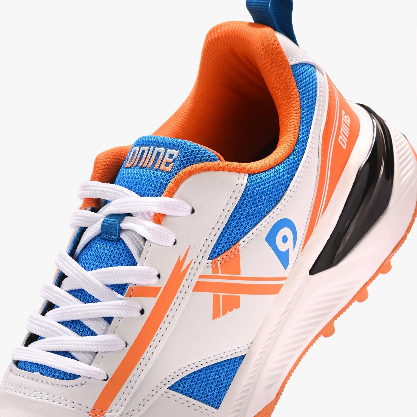 Blaster-1 Rubber Studs Cricket Shoes