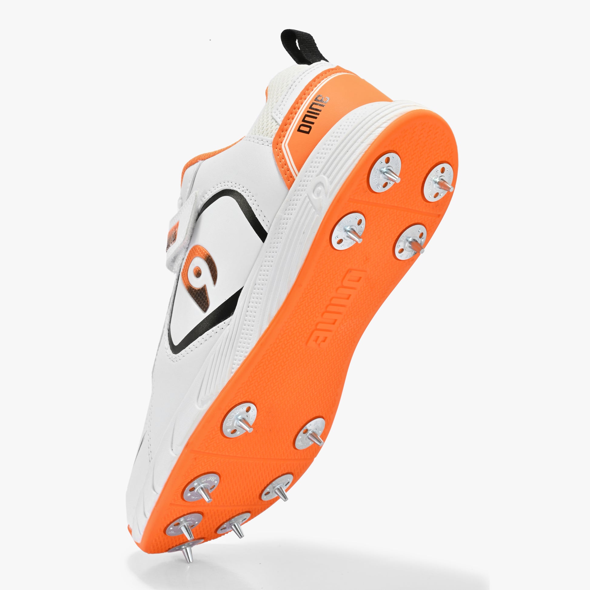 Bolt Bowling Spike Cricket Shoes – DNINE - Main Image
