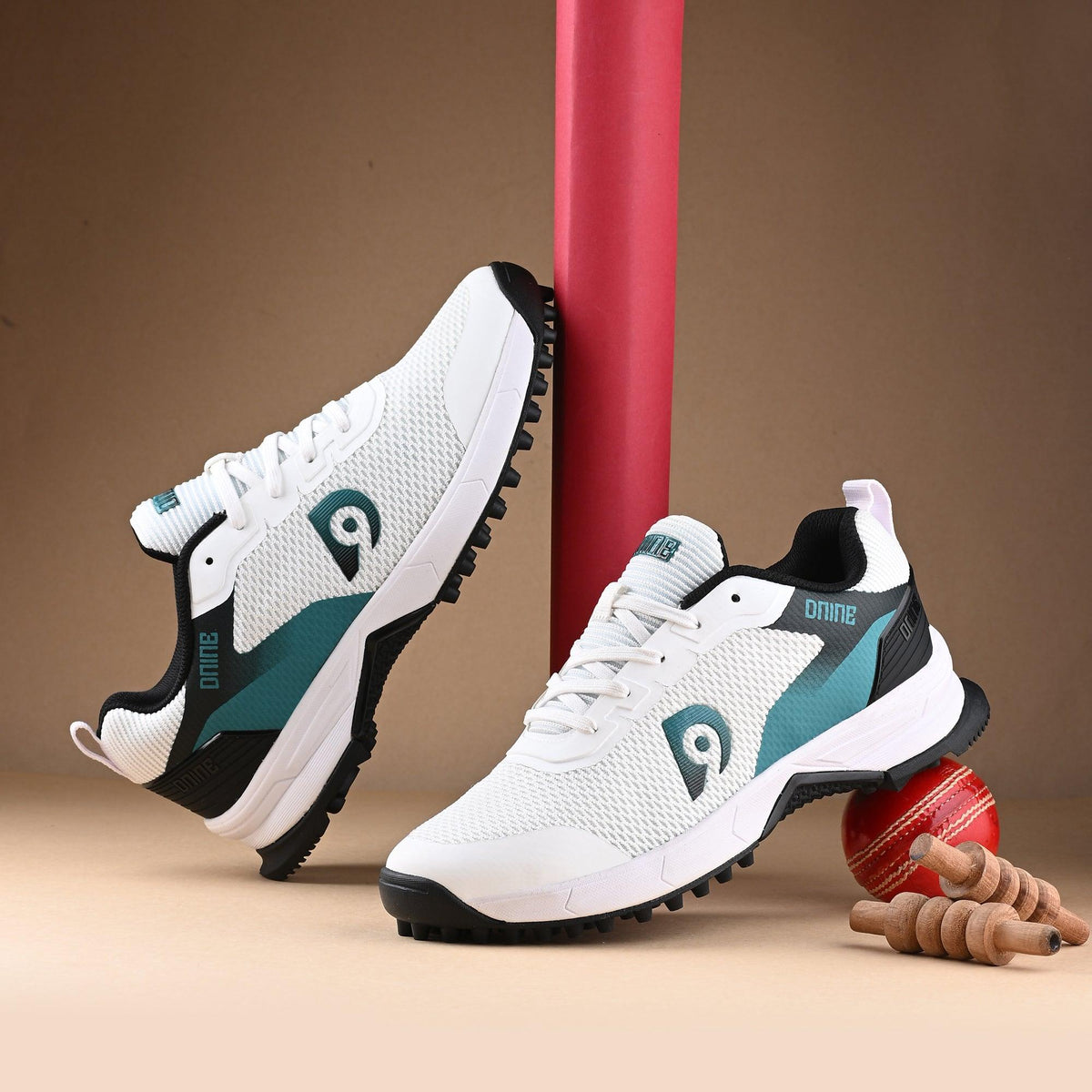 Commander-1 Rubber Studs Cricket Shoes | DNINE
